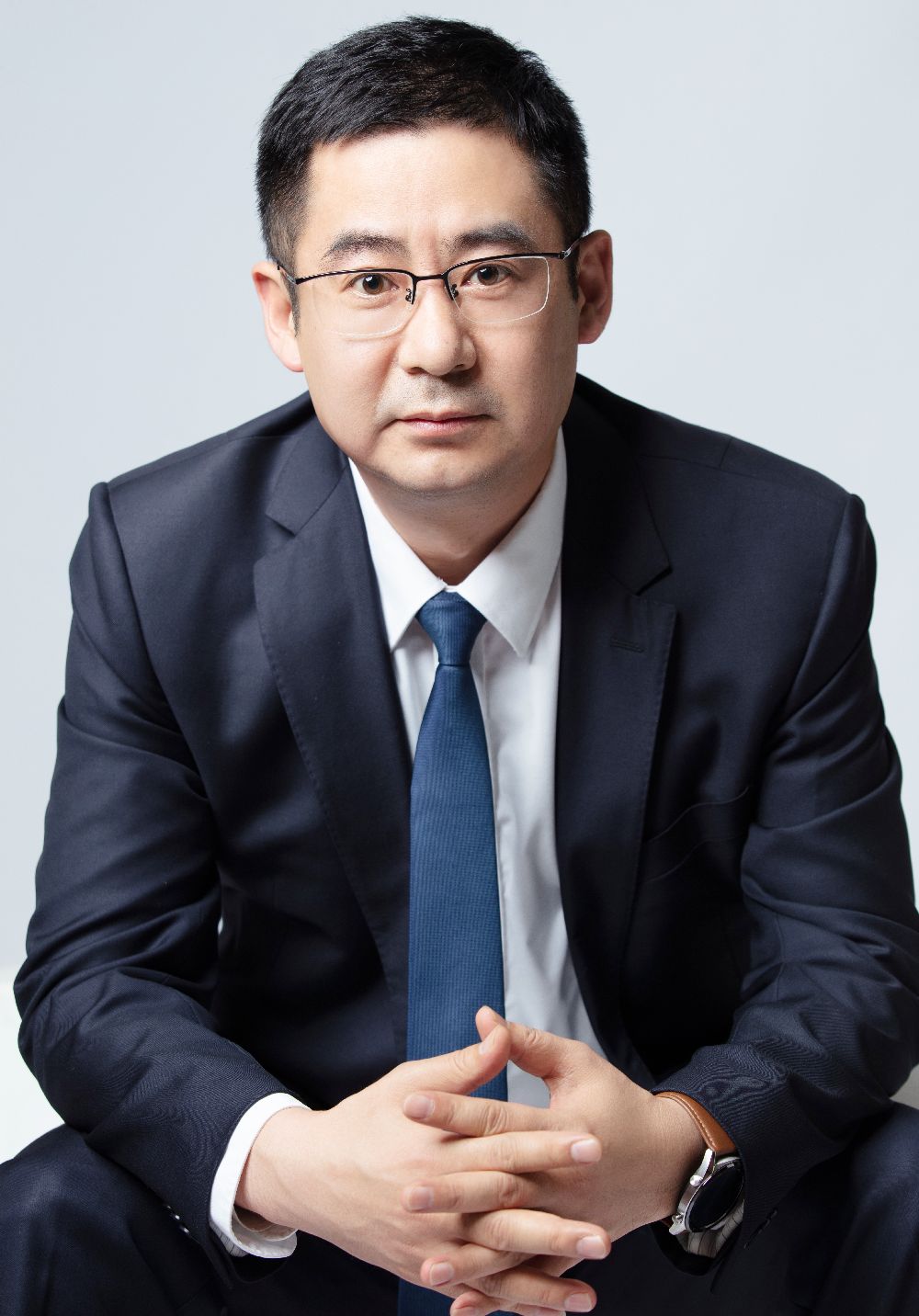 董总个人照_副本.jpg